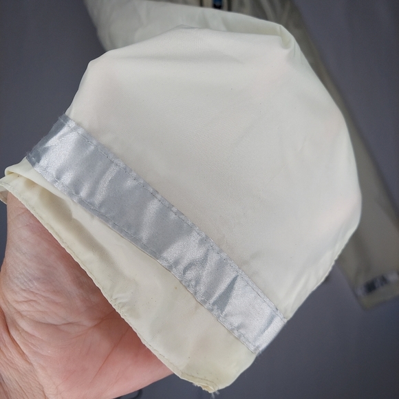 Y2K Vtg Mudd Nylon Jacket Small Hooded Reflective Kangaroo Pocket Mesh Zip 00s - Picture 6 of 11